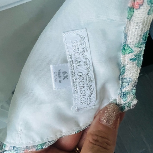 Girls clothes age 5-7 - Picture 3 of 9